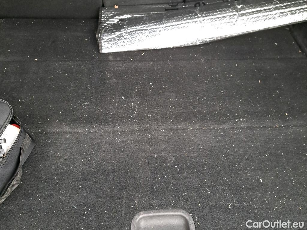  Hyundai  Tucson HYUNDAI  / 2020 / 5P / todoterreno 1.6 CRDI 100kW (136CV) 48V Maxx #3