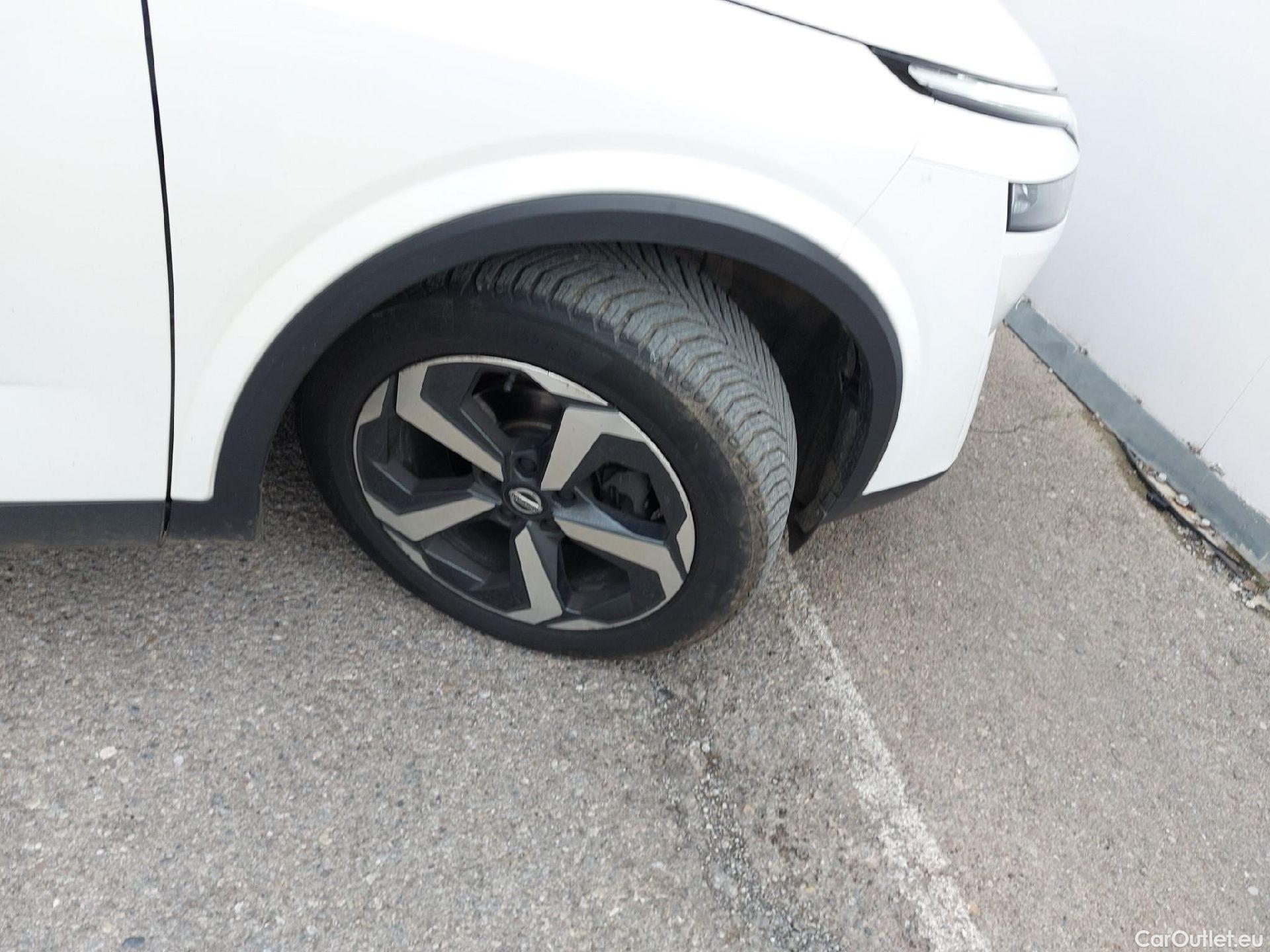  Nissan  Qashqai NISSAN  / 2021 / 5P / todoterreno DIG-T 116kW mHEV Xtronic 4x4 N-Connecta #23