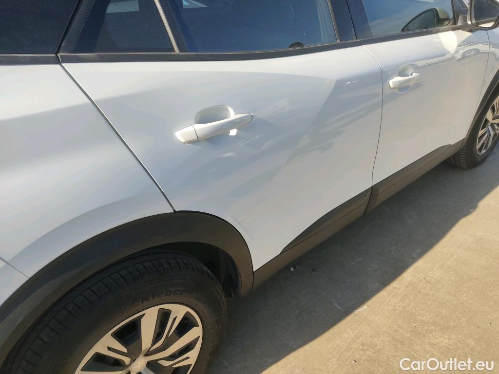  Peugeot  2008 PEUGEOT  / 2019 / 5P / todoterreno Active BlueHDI 81kW (110CV) #9