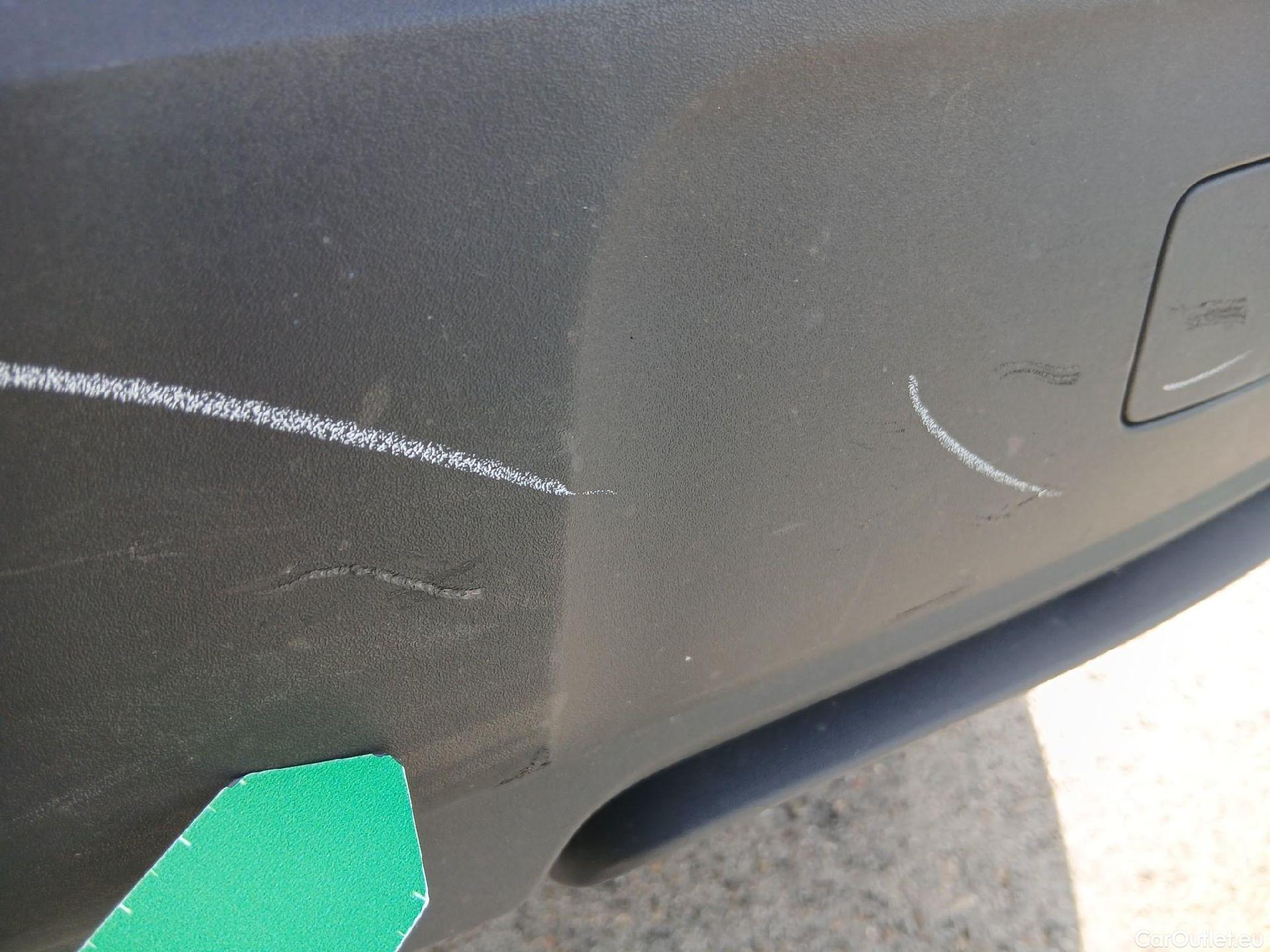  Peugeot  3008 PEUGEOT  / 2020 / 5P / todoterreno 1.5 BlueHDi 96kW (130CV) S&S Allure EAT8 #28