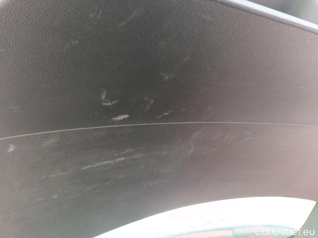  Renault  Captur RENAULT  / 2020 / 5P / todoterreno Zen Blue dCi 85kW (115CV) #10