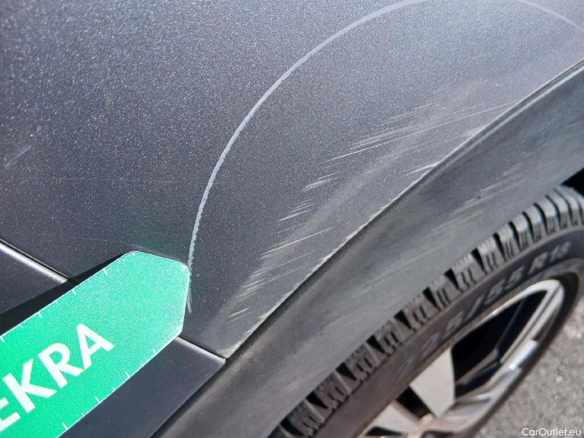  Peugeot  3008 PEUGEOT  / 2020 / 5P / todoterreno 1.5 BlueHDi 96kW (130CV) S&S Allure EAT8 #36