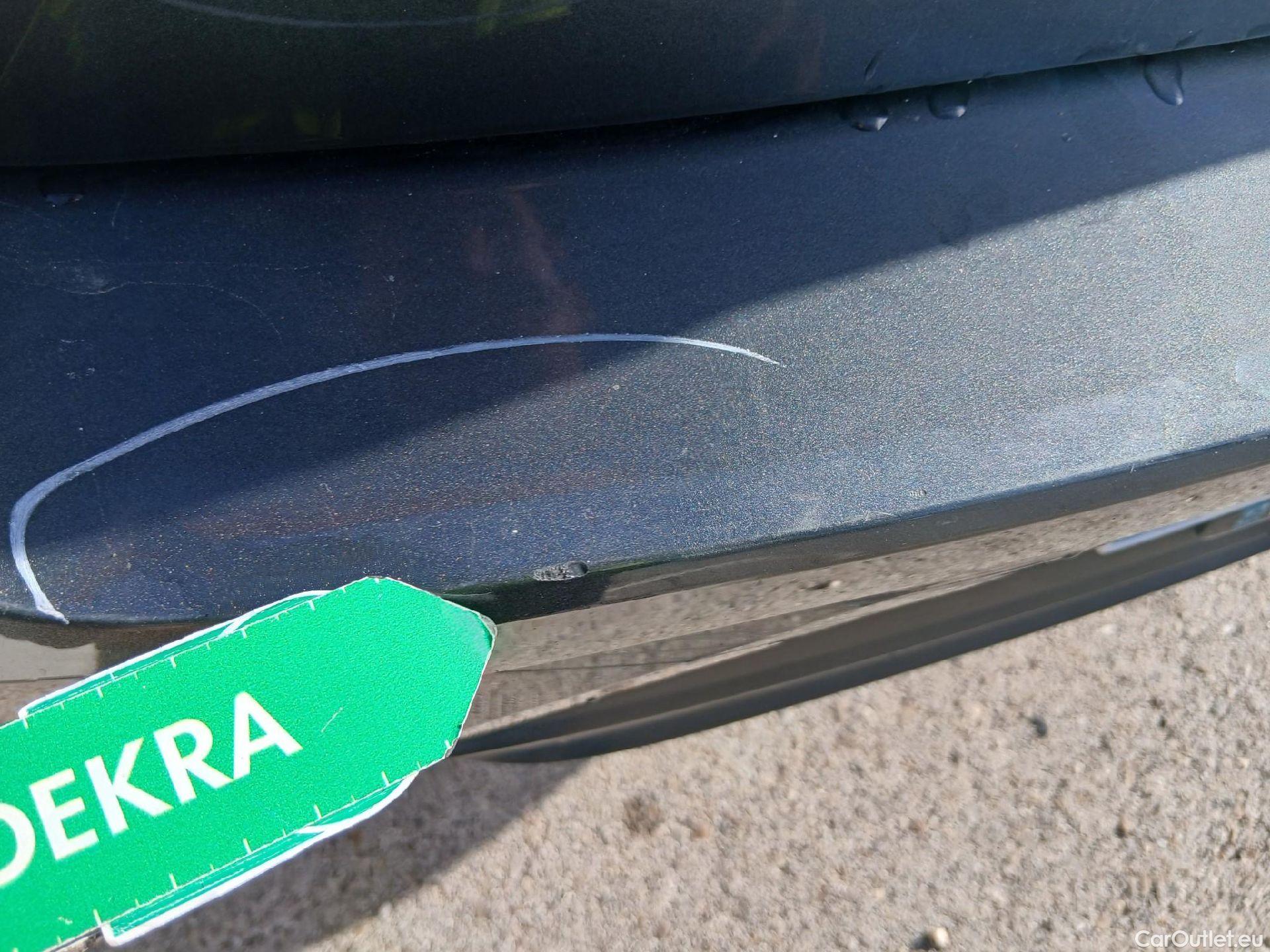  Volkswagen  T-ROC VOLKSWAGEN  / 2017 / 5P / todoterreno Advance 2.0 TDI 110kW (150CV) DSG (AC2) #21