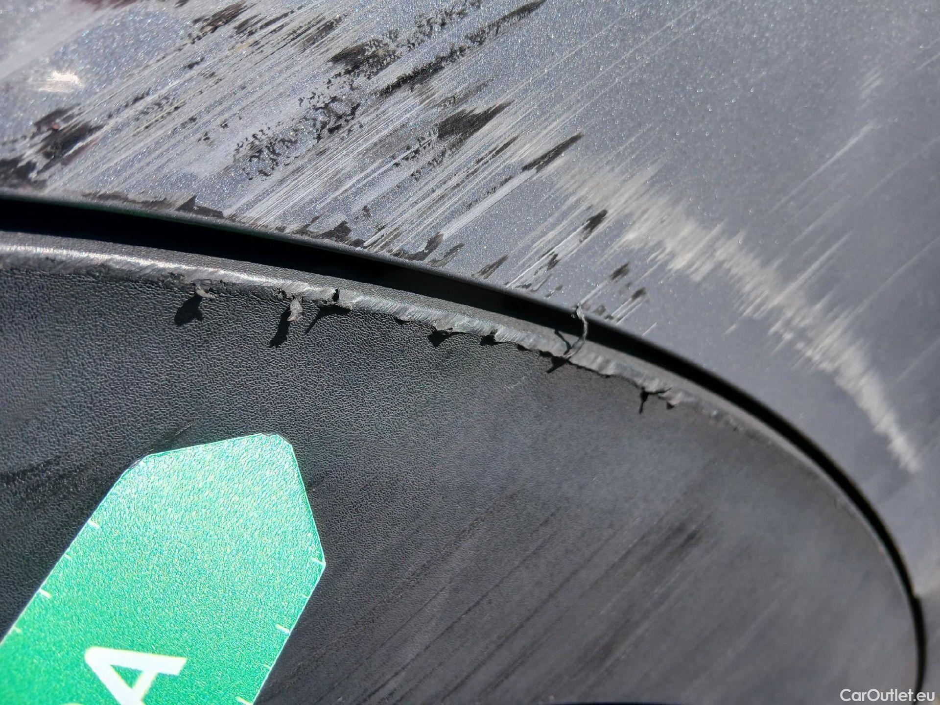  Peugeot  3008 PEUGEOT  / 2020 / 5P / todoterreno 1.5 BlueHDi 96kW (130CV) S&S Allure EAT8 #39