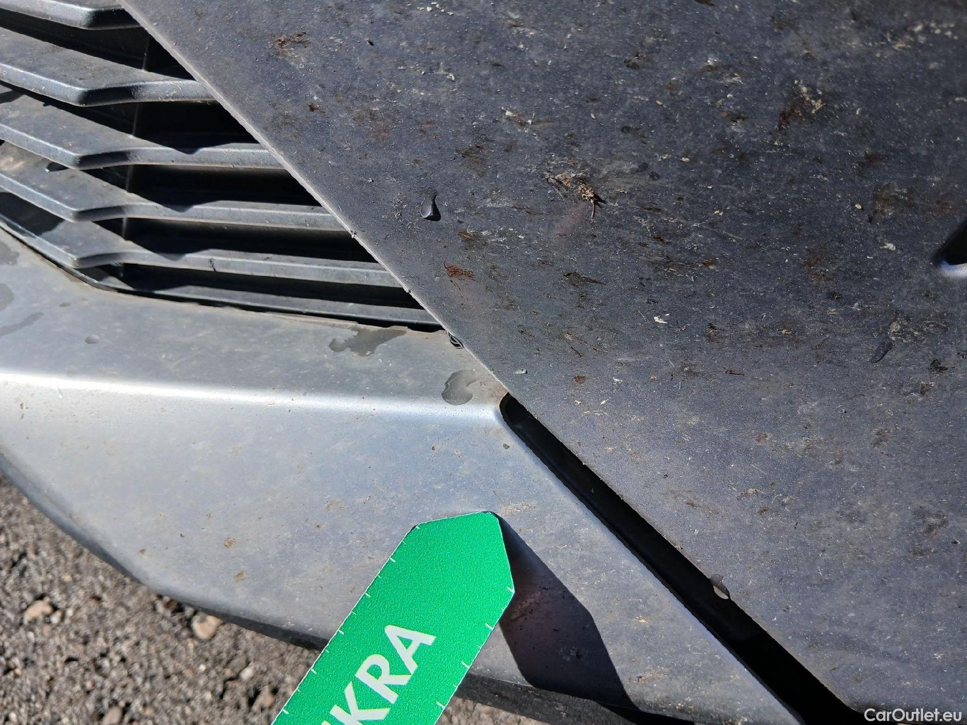  Peugeot  3008 PEUGEOT  / 2020 / 5P / todoterreno 1.5 BlueHDi 96kW (130CV) S&S Allure EAT8 #8