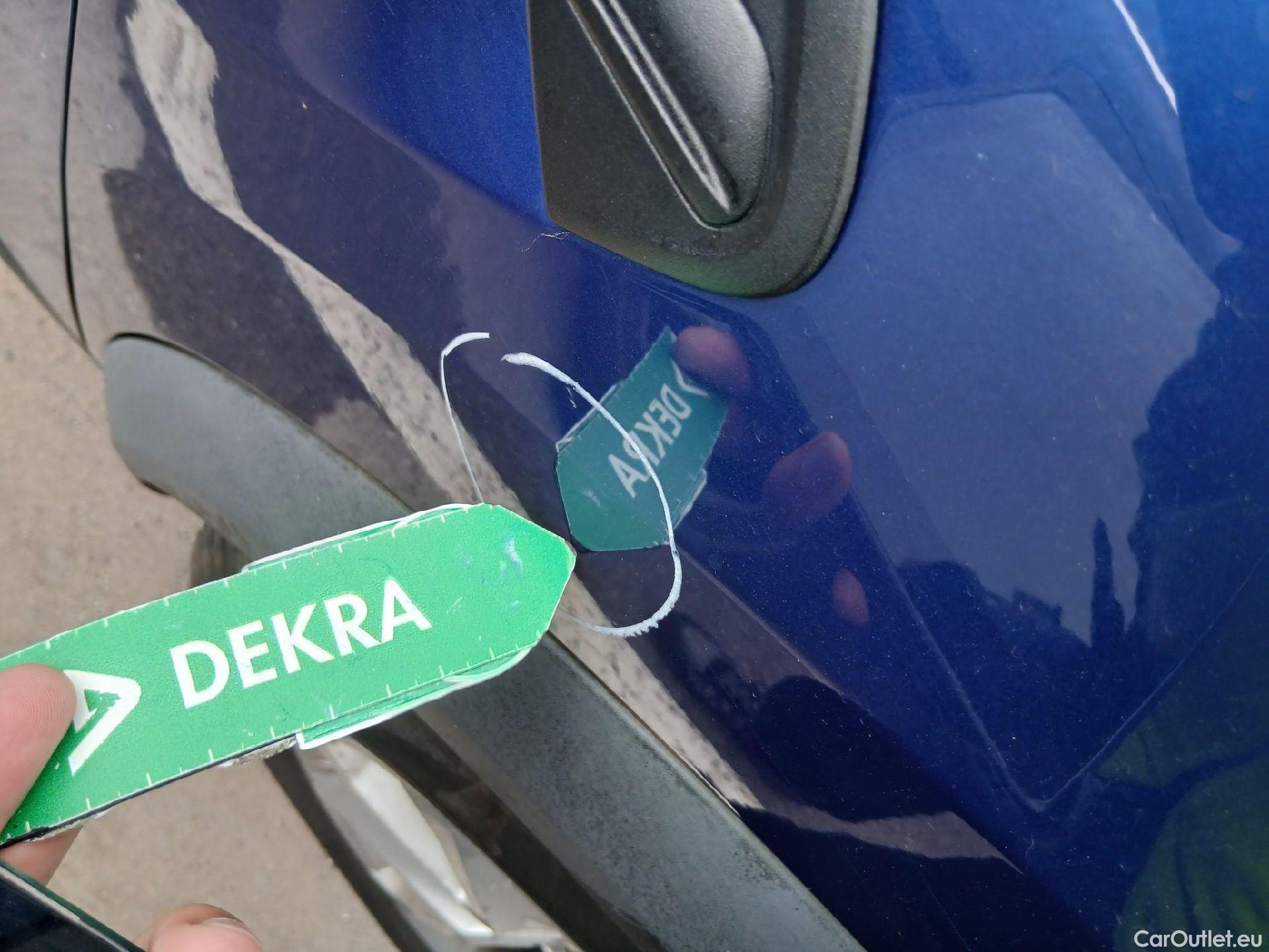  Renault  Captur RENAULT  / 2020 / 5P / todoterreno Intens TCe 90 #28