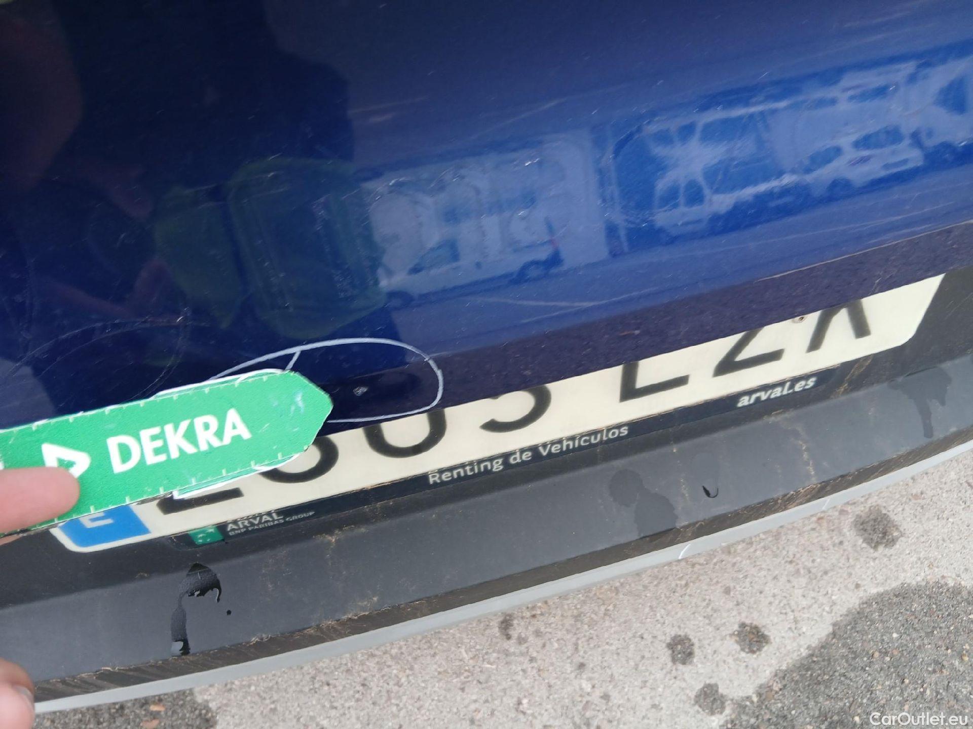  Renault  Captur RENAULT  / 2020 / 5P / todoterreno Intens TCe 90 #17