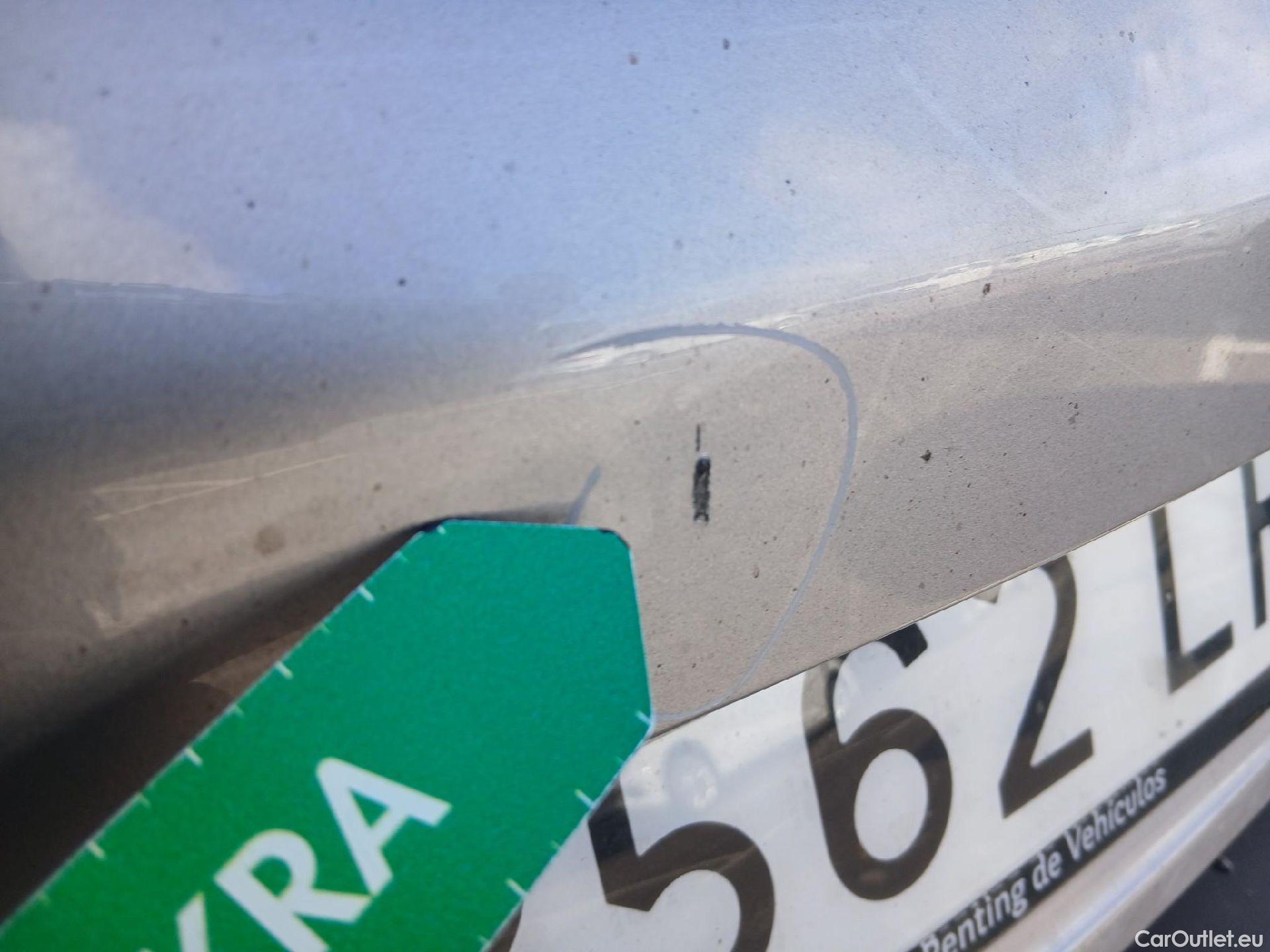  Peugeot  3008 PEUGEOT  / 2020 / 5P / todoterreno 1.5 BlueHDi 96kW (130CV) S&S Allure EAT8 #26