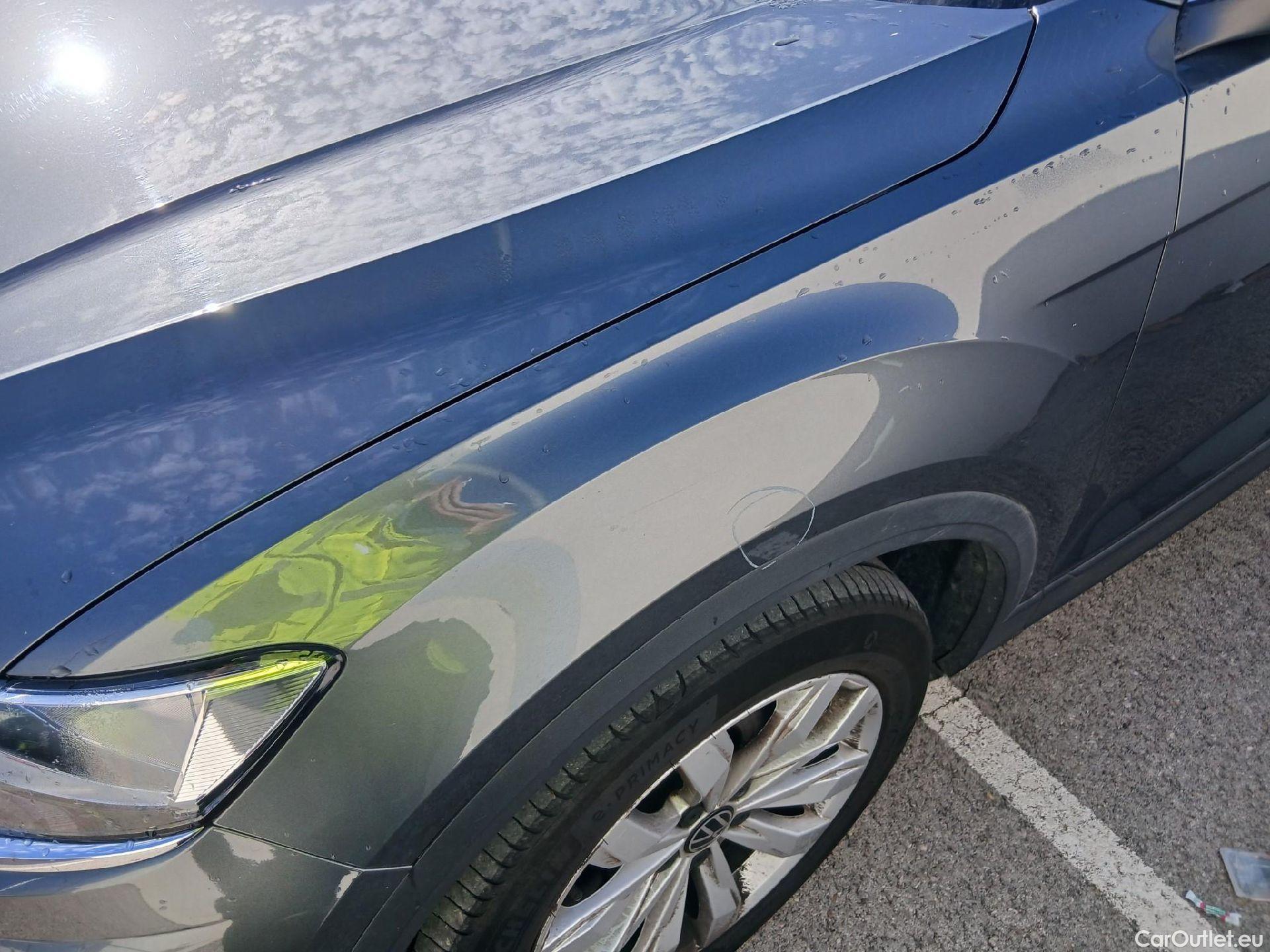  Volkswagen  T-ROC VOLKSWAGEN  / 2017 / 5P / todoterreno Advance 2.0 TDI 110kW (150CV) DSG (AC2) #19