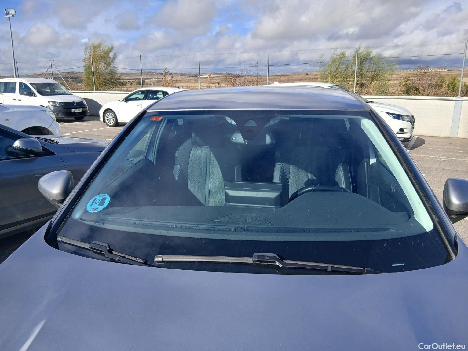  Peugeot  3008 PEUGEOT  / 2020 / 5P / todoterreno 1.5 BlueHDi 96kW (130CV) S&S Allure EAT8 #1