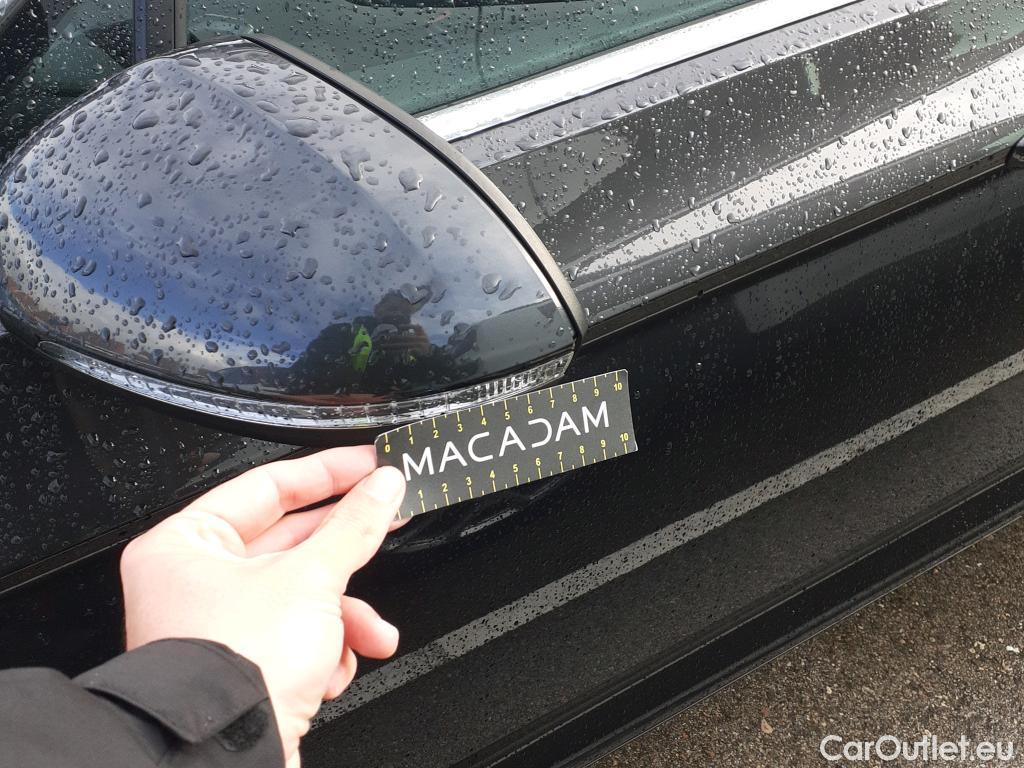  Volkswagen  Passat VOLKSWAGEN  / 2019 / 5P / familiar Variant Executive 2.0 TDI 110kW (150CV) #26