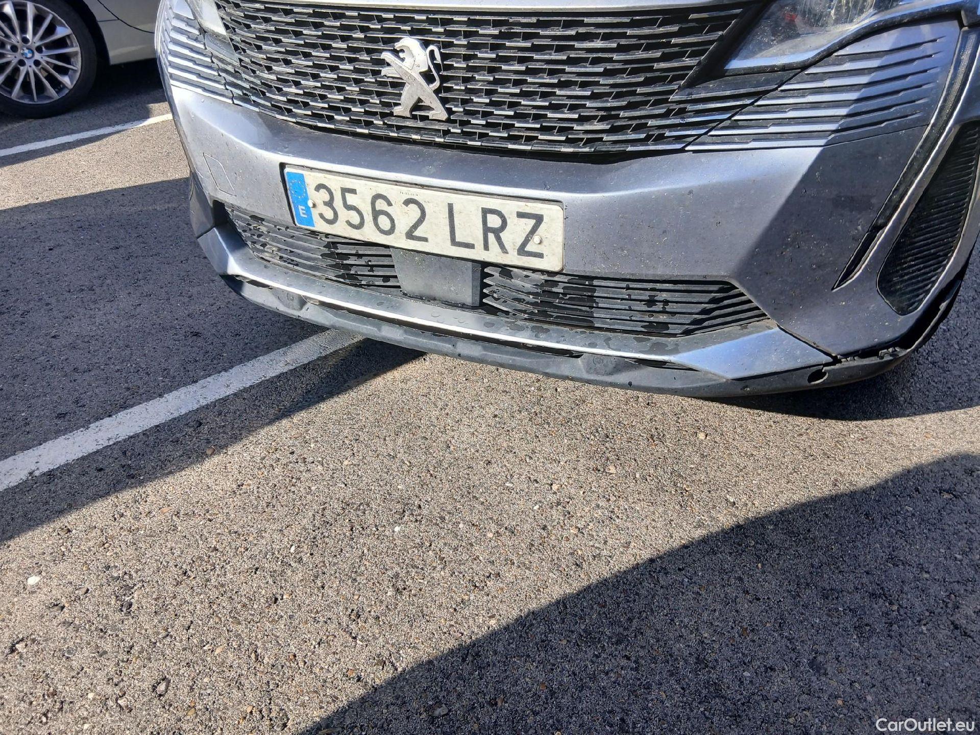  Peugeot  3008 PEUGEOT  / 2020 / 5P / todoterreno 1.5 BlueHDi 96kW (130CV) S&S Allure EAT8 #7