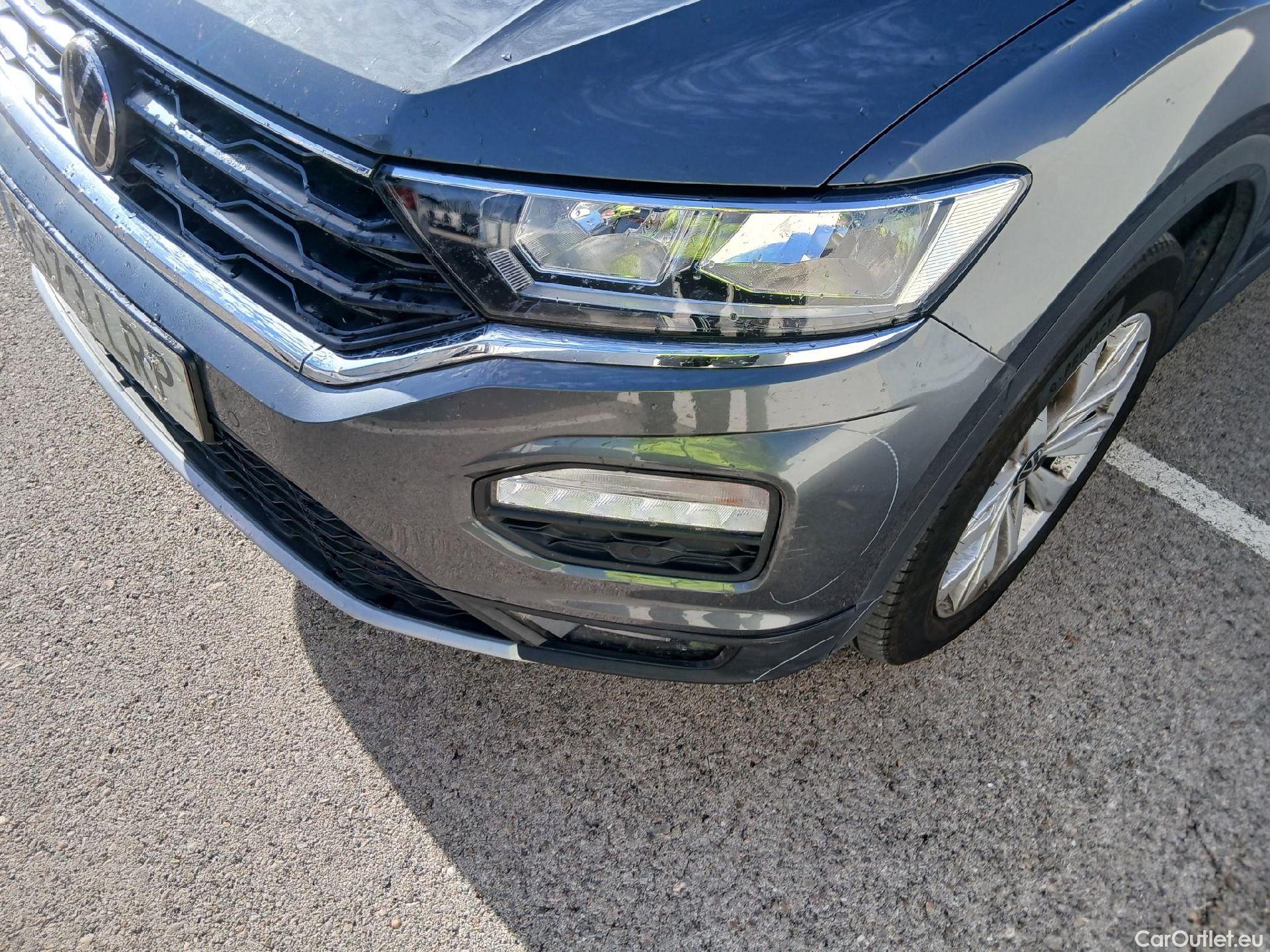  Volkswagen  T-ROC VOLKSWAGEN  / 2017 / 5P / todoterreno Advance 2.0 TDI 110kW (150CV) DSG (AC2) #14