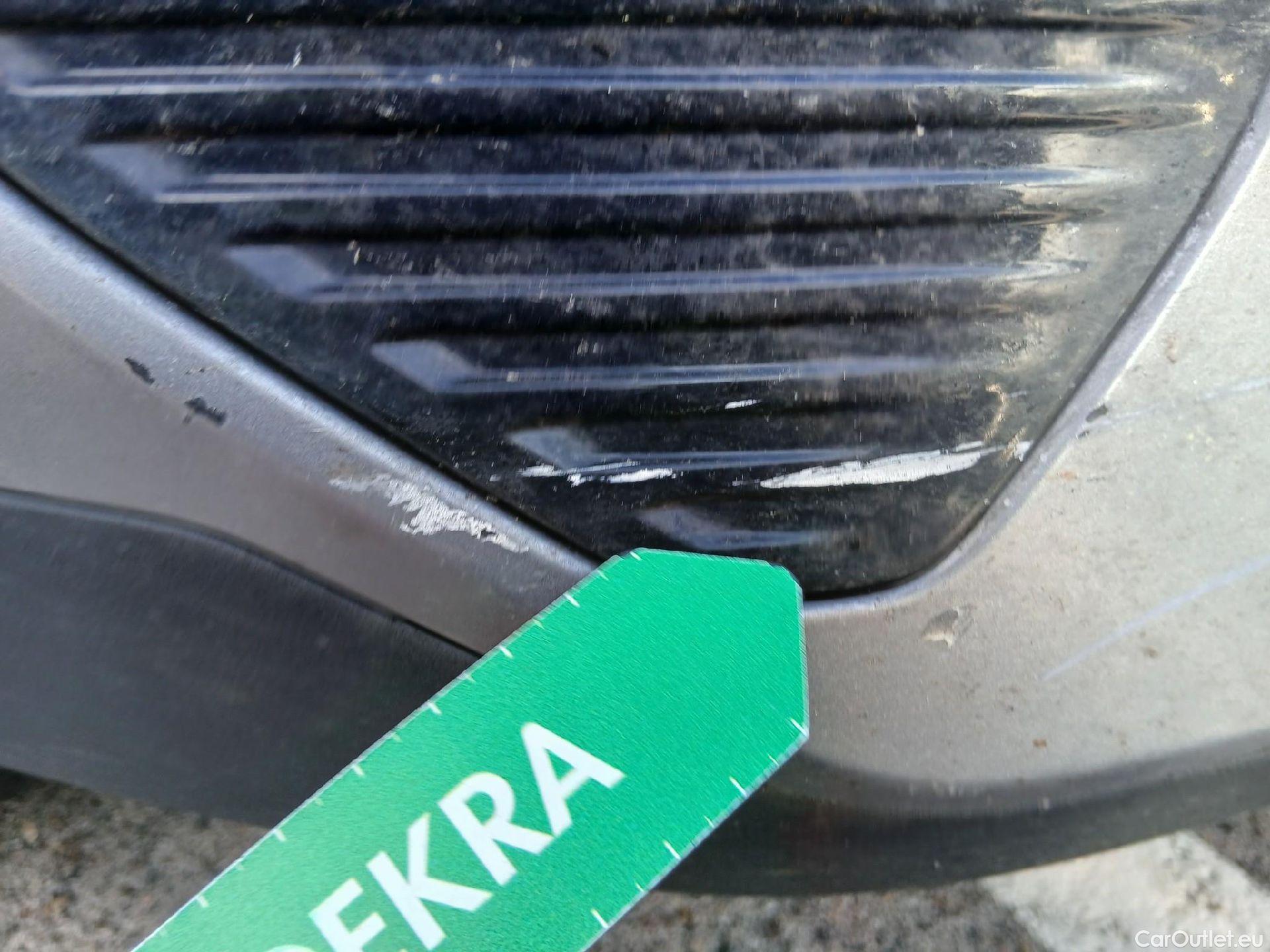  Peugeot  3008 PEUGEOT  / 2020 / 5P / todoterreno 1.5 BlueHDi 96kW (130CV) S&S Allure EAT8 #6