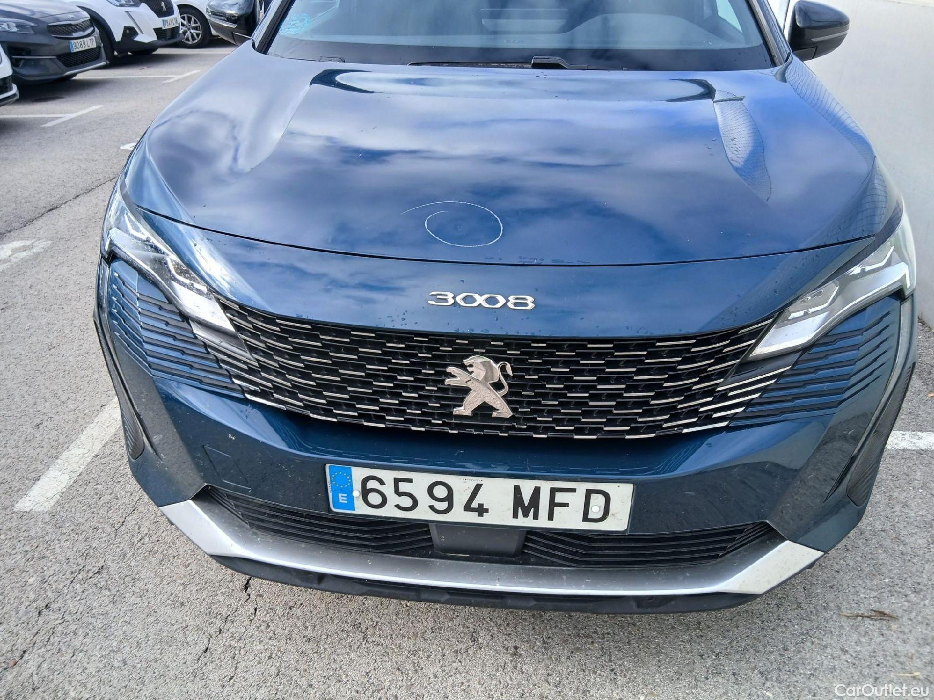  Peugeot  3008  Allure Pack 1.5 HDi 130CV AT8 E6d #18