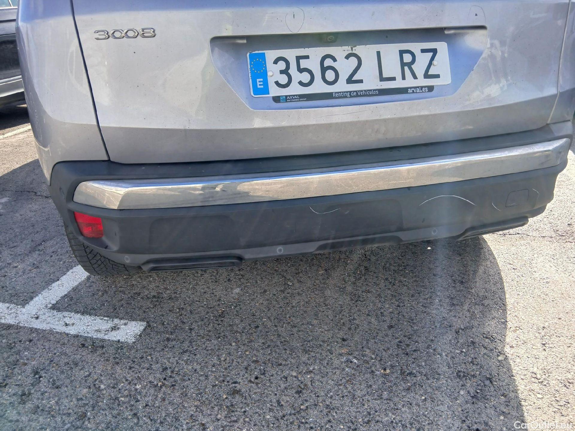  Peugeot  3008 PEUGEOT  / 2020 / 5P / todoterreno 1.5 BlueHDi 96kW (130CV) S&S Allure EAT8 #29