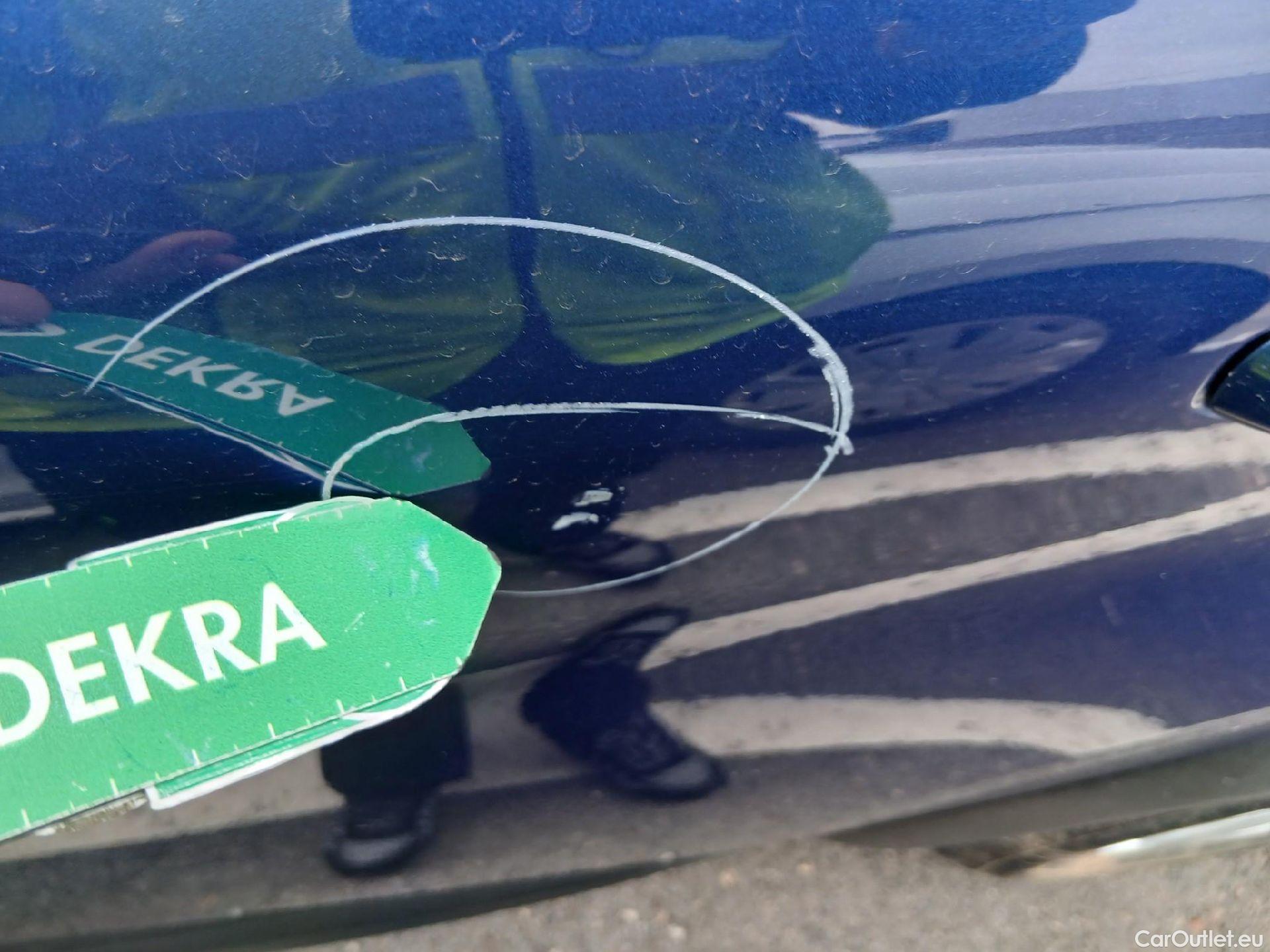  Renault  Captur RENAULT  / 2020 / 5P / todoterreno Intens TCe 90 #13