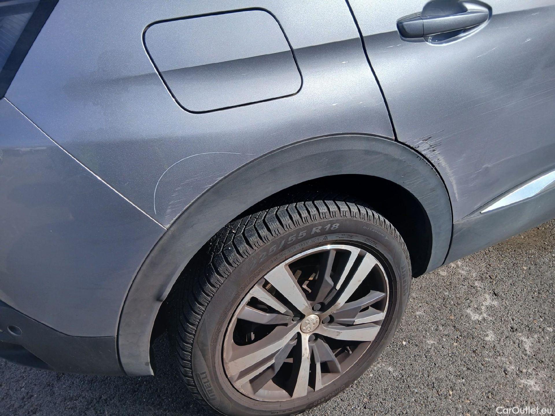  Peugeot  3008 PEUGEOT  / 2020 / 5P / todoterreno 1.5 BlueHDi 96kW (130CV) S&S Allure EAT8 #38