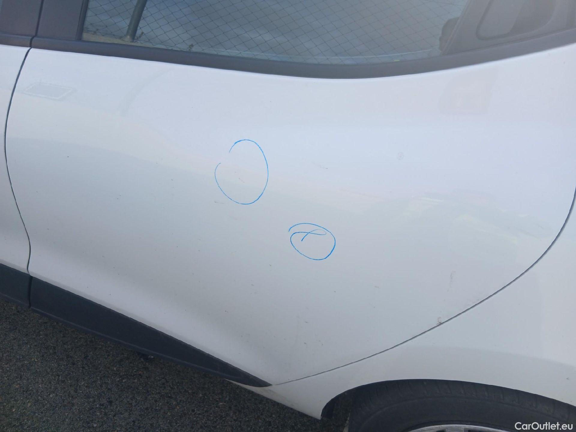  Renault  Clio RENAULT  / 2016 / 5P / berlina con portón Business TCe 66kW (90CV) GLP -18 #20