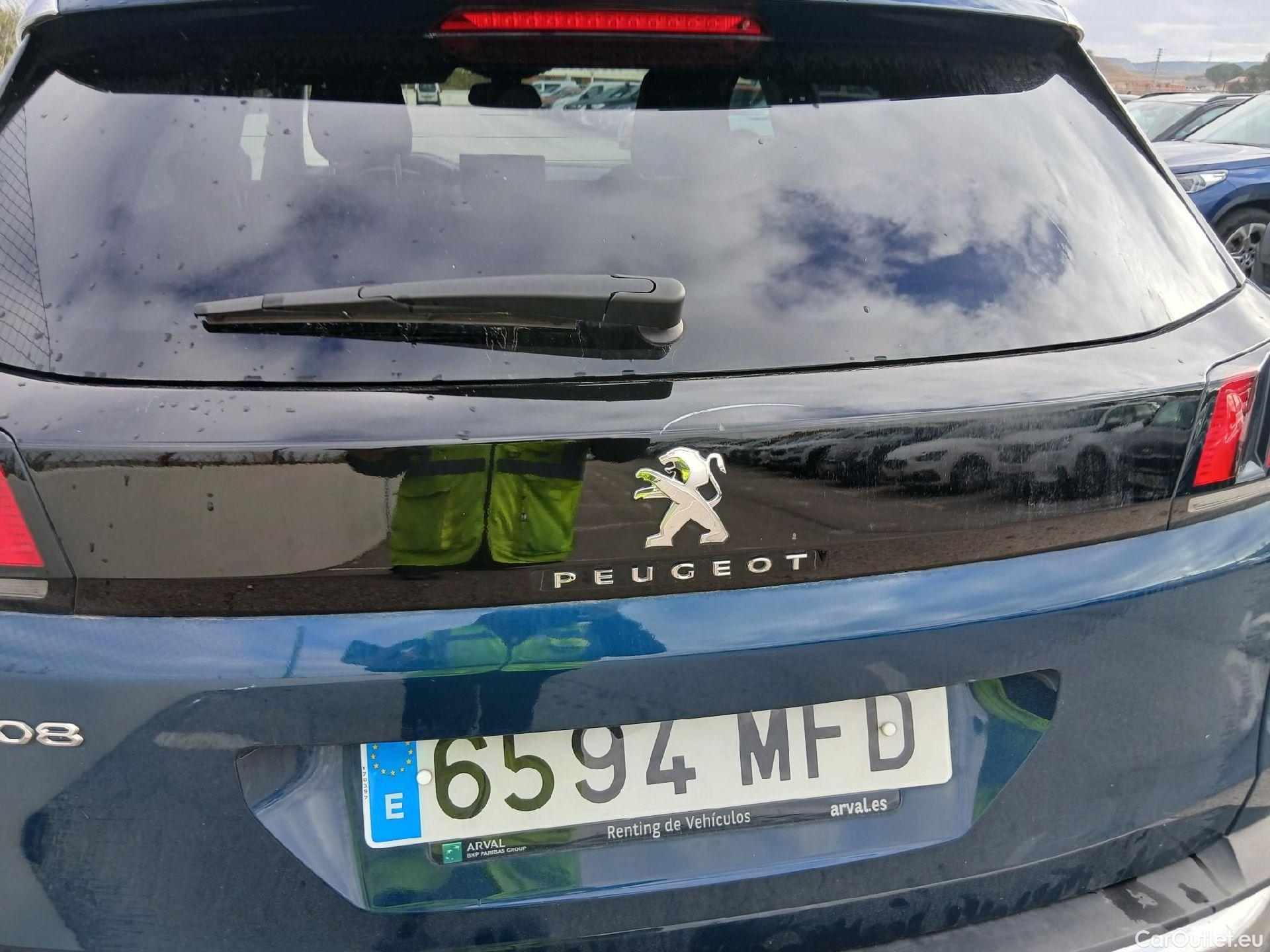  Peugeot  3008  Allure Pack 1.5 HDi 130CV AT8 E6d #28