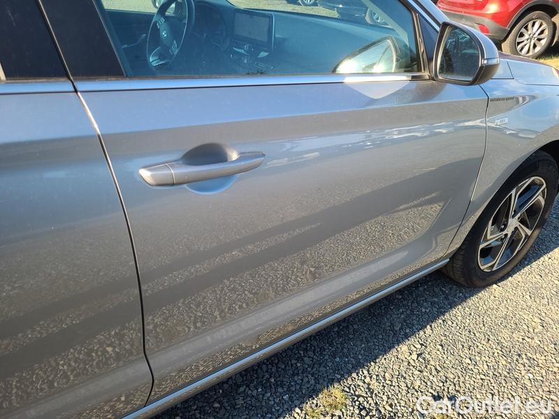  Hyundai  i30  (PD)(01.2017  ->)  kom.1.5T-GDI Family Smart #13