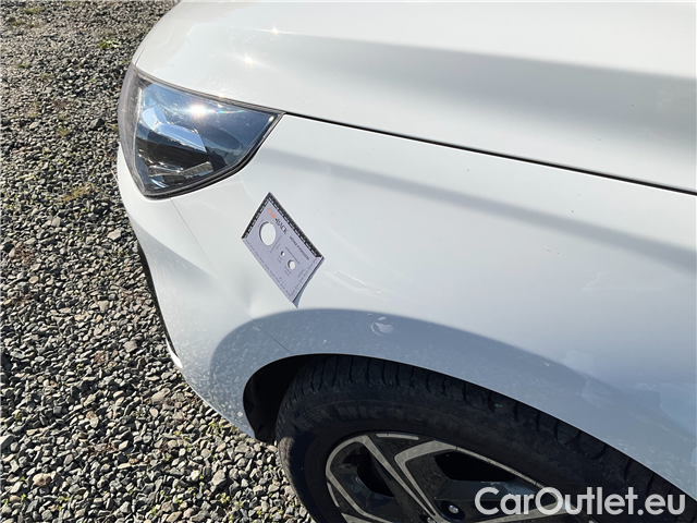  Hyundai  i30  kom.1.5i Family Comfort 5d #22