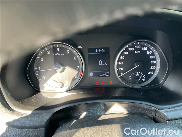  Hyundai  i30  kom.1.5i Family Smart 5d #21