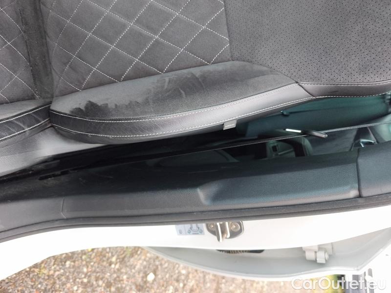  Skoda  Superb  (3V3)(2015) Supe.FL2.0TDI 110 Sportline AT #25