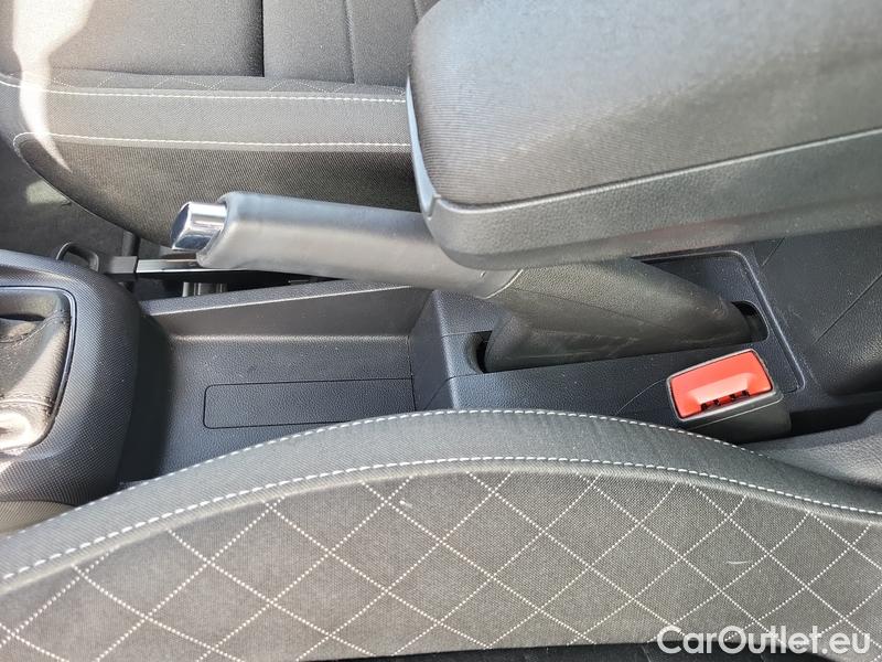  Skoda  Fabia  Combi (2015) Com.1.0TSI 70 Ambition 5d #13