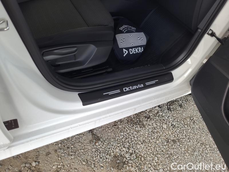  Skoda  Octavia  Combi (NX3)(2020) Oct.Co1.5TSI CNG 130 Ambit AT #4