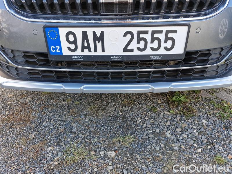  Skoda  Superb  Combi (3V5)(2015) Su.c.2.0TDI 147 Scout 4x4 Aut #5