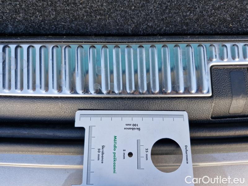  Skoda  Superb  Combi (3V5)(2015) Su.c.2.0TDI 147 Scout 4x4 Aut #23