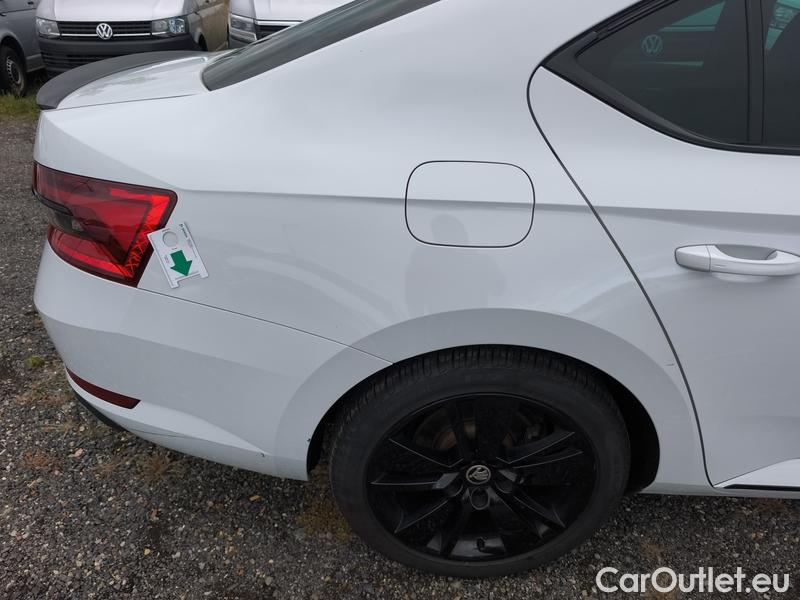  Skoda  Superb  (3V3)(2015) Supe.FL2.0TDI 110 Sportline AT #10
