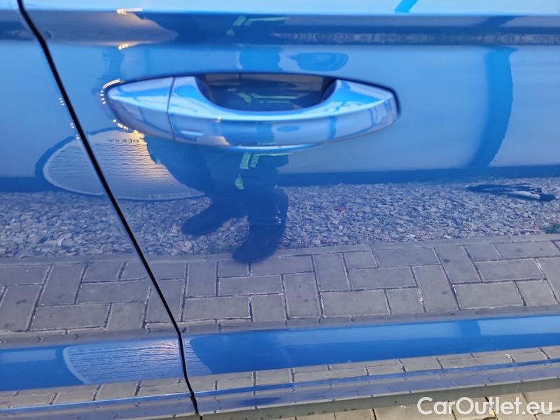  Skoda  Karoq  (NU)(2017->) Kar.2.0TSI 140 Sportlin 4x4 AT #5