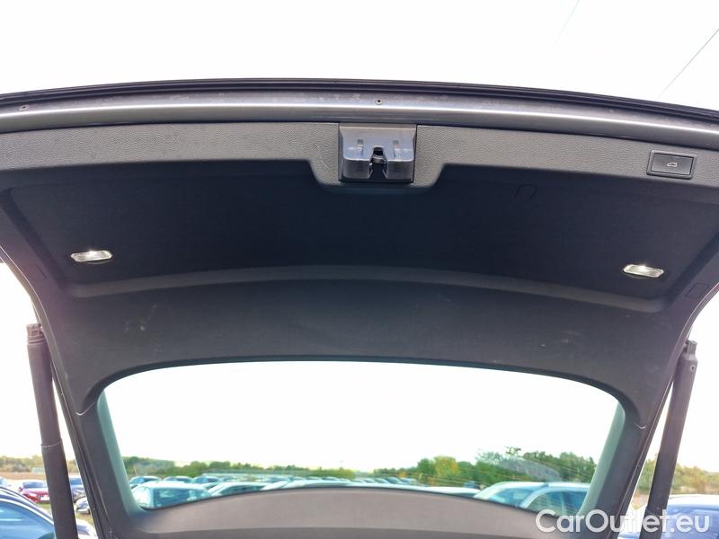  Skoda  Superb  Combi (3V5)(2015) Su.c.2.0TDI 147 Scout 4x4 Aut #22