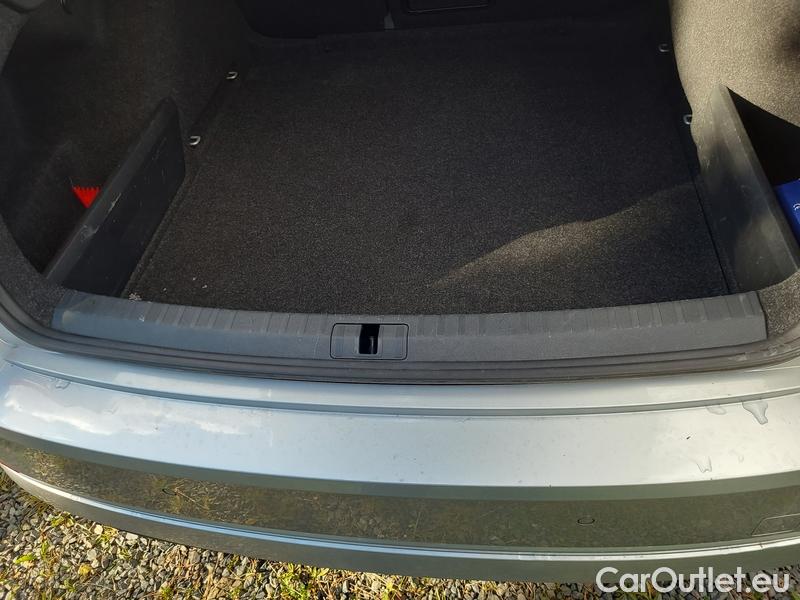  Skoda  Octavia  Lim. (NX3)(2020)  2.0TDI 85 Ambition 5d #15