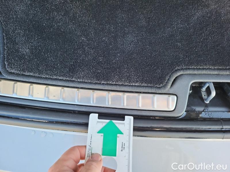  Volvo  V60  Cross Country (2018)  CC B4 Ultimate AWD AT #15