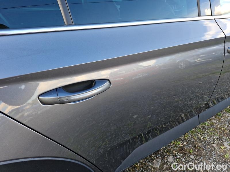  Skoda  Superb  Combi (3V5)(2015) Su.c.2.0TDI 147 Scout 4x4 Aut #29