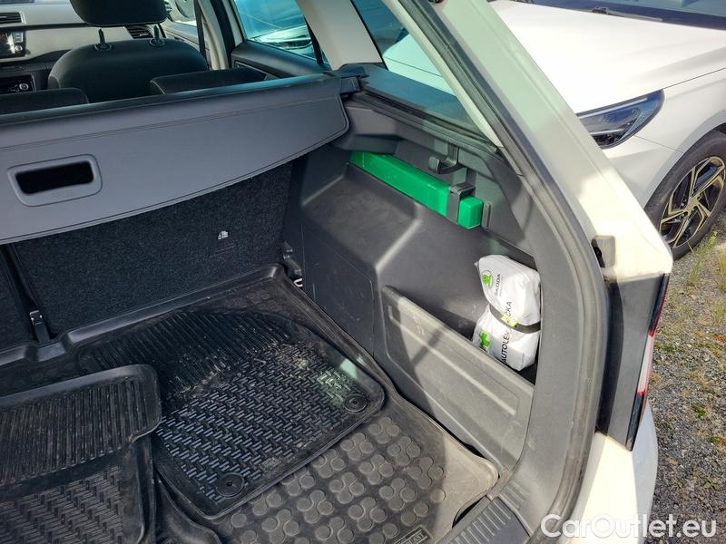  Skoda  Fabia  Combi (2015) Com.1.0TSI 70 Ambition 5d #19