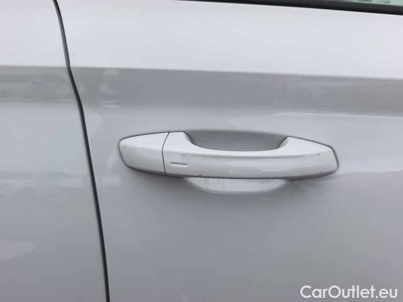  Skoda  Superb  (3V3)(2015) Supe.FL2.0TDI 110 Sportline AT #12