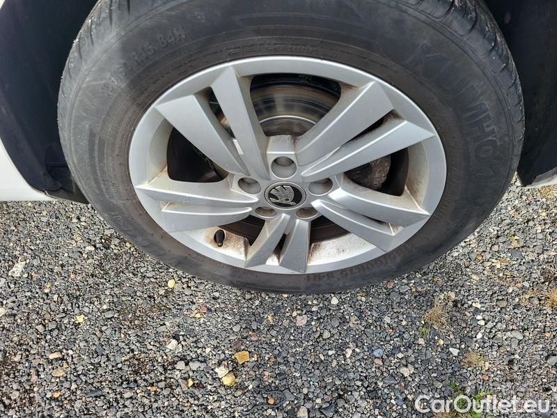  Skoda  Fabia  Combi (2015) Com.1.0TSI 70 Ambition 5d #5