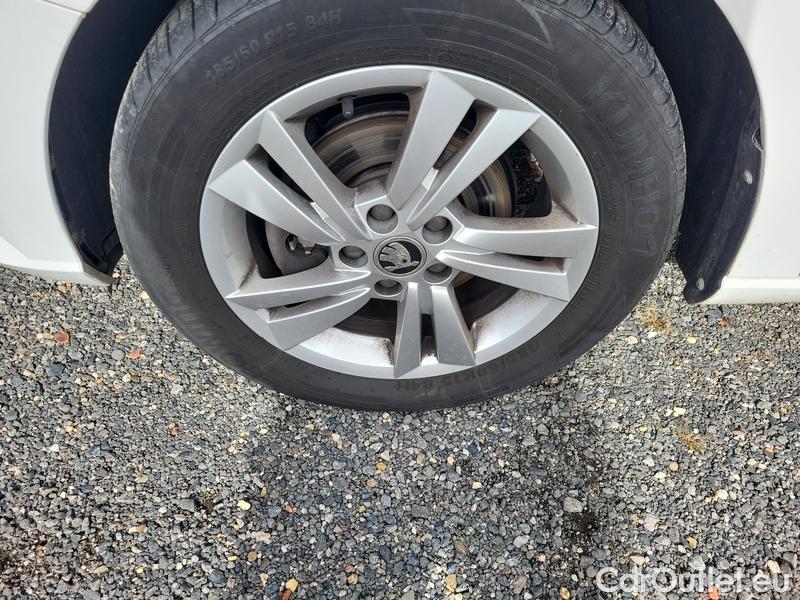  Skoda  Fabia  Combi (2015) Com.1.0TSI 70 Ambition 5d #4