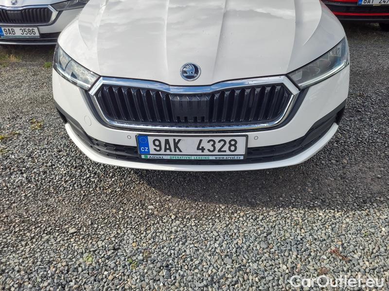  Skoda  Octavia  Lim. (NX3)(2020)  1.5TSI 110 Ambition 5d #1