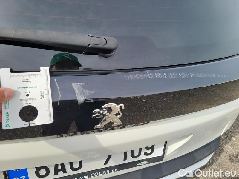  Peugeot  3008  (2016)  1.5BHDi 130 ALLUR PACK AT #5