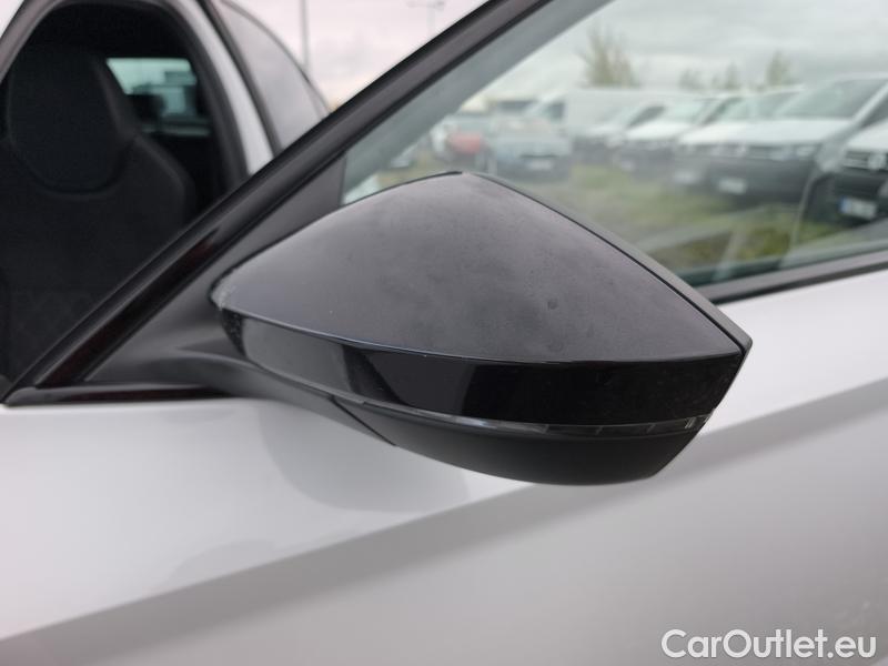  Skoda  Superb  (3V3)(2015) Supe.FL2.0TDI 110 Sportline AT #23