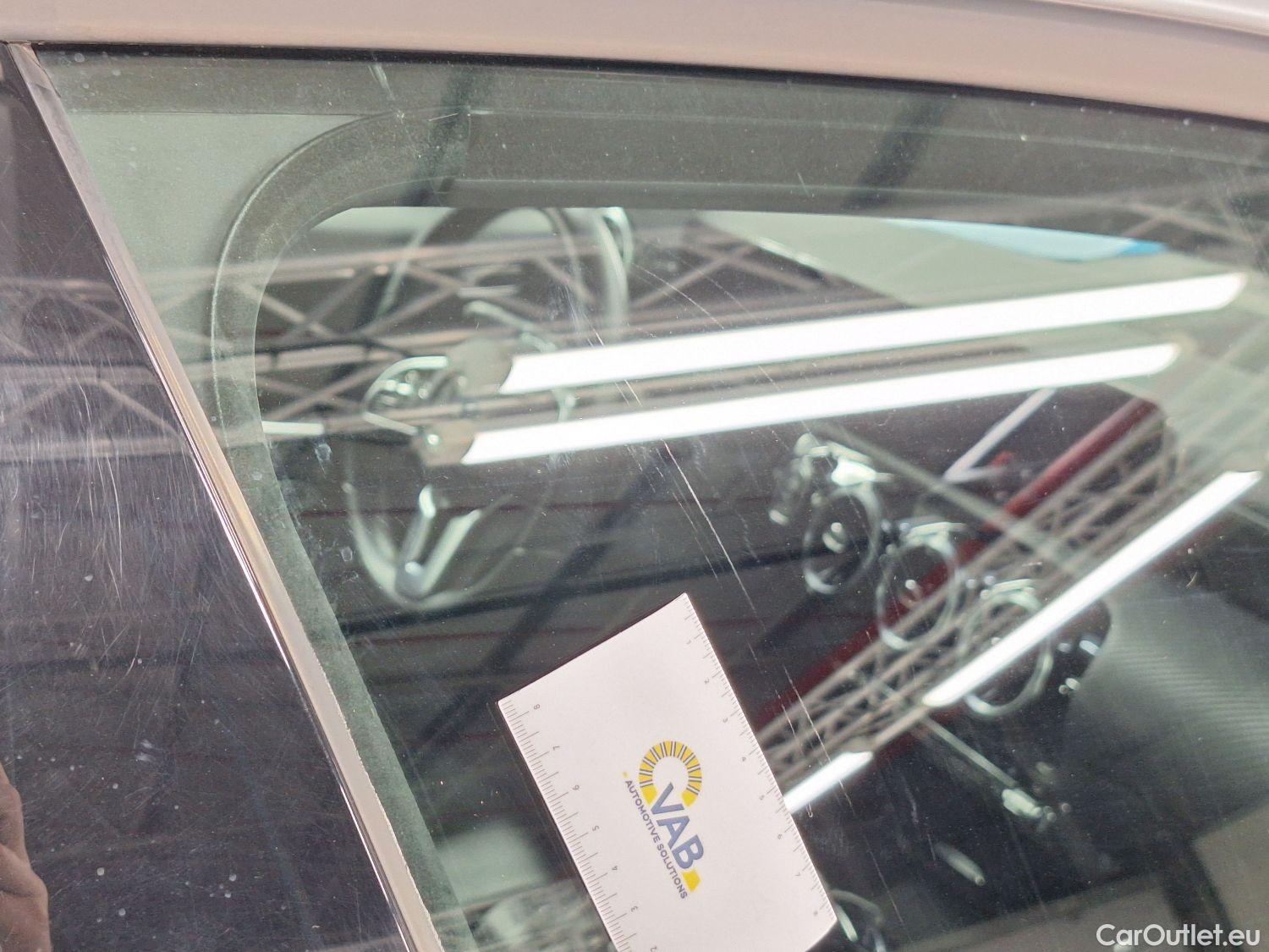  Mercedes  A-Klasse Mercedes, A-Class Ber '18 PHEV, Mercedes-Benz  Limousine A 250e Business S #25