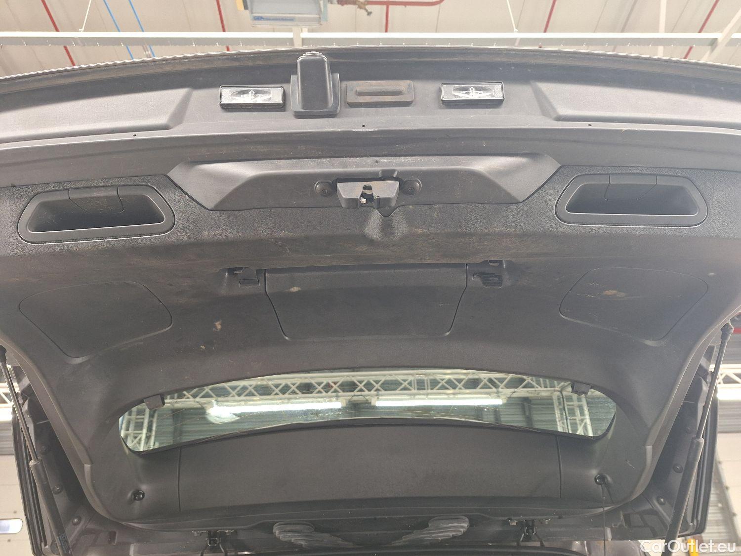  Opel   Grandland X Opel, '17, Opel 1.2 Turbo ECOTEC Start/Stop MT6 E #28