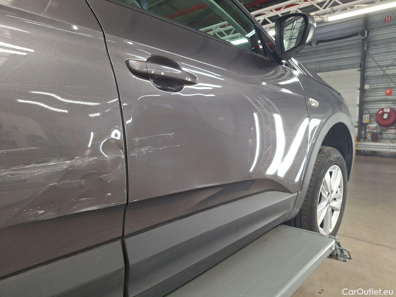  Opel   Grandland X Opel, '17, Opel 1.2 Turbo ECOTEC Start/Stop MT6 E #16