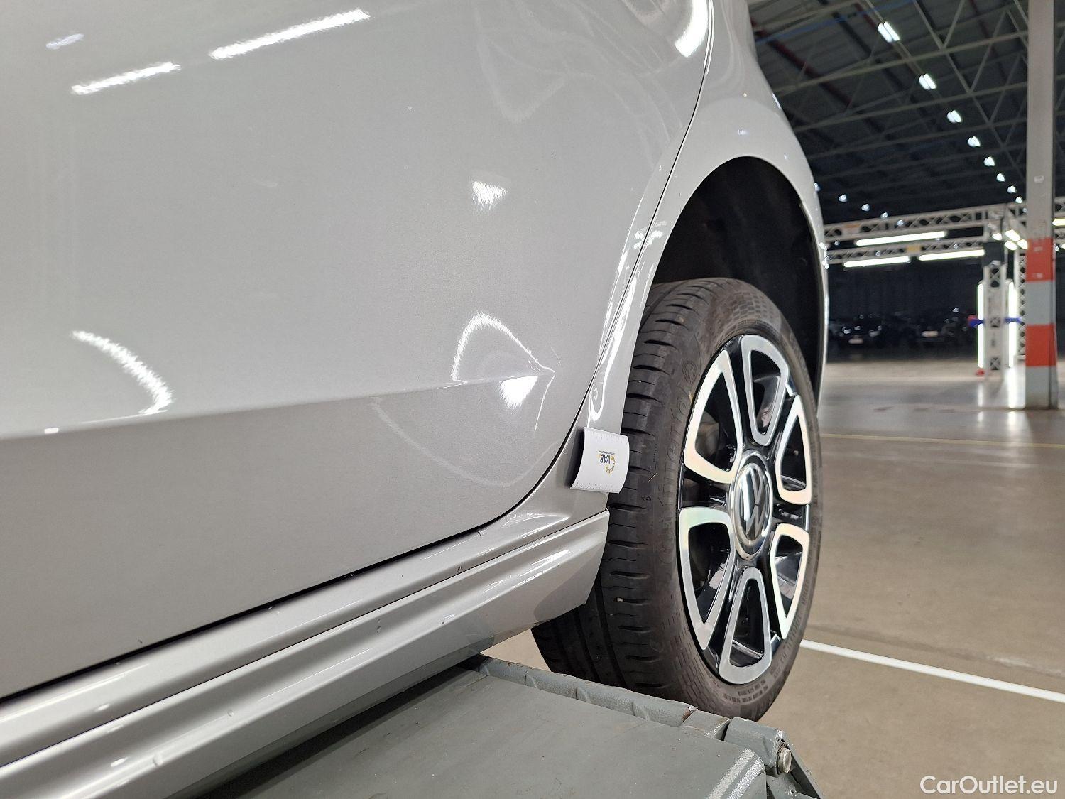  Volkswagen  Up VW,  FL'16, Volkswagen ! 1.0 MPi 48kW ! R-Line 5d #20