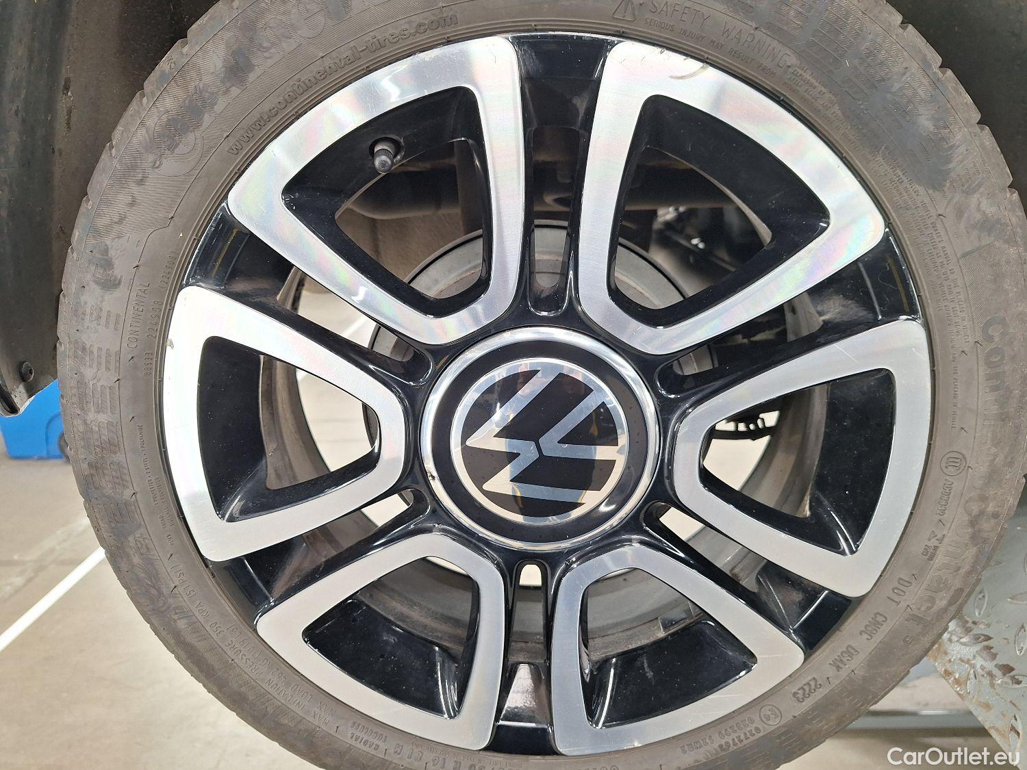  Volkswagen  Up VW,  FL'16, Volkswagen ! 1.0 MPi 48kW ! R-Line 5d #3